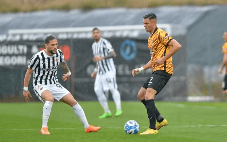 ASCOLI, NIENTE TRIS:  SOLO 0-0 CONTRO UN BENEVENTO IN&nbsp;10