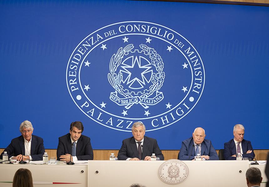 FACITE AMMUINA! RIFLESSIONI SUL D.L. “P.A.-BIS” (E NON&nbsp;SOLO)