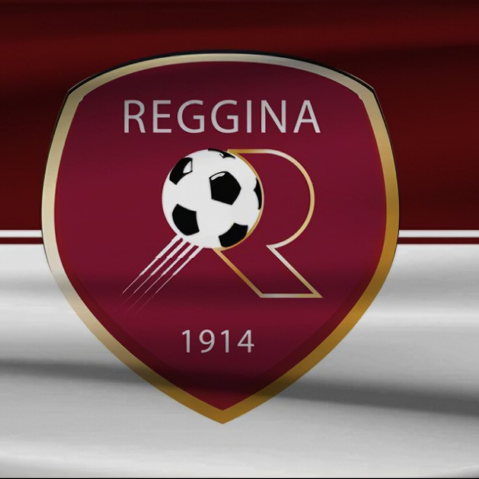 Reggina: la dirigenza ci mette la faccia tra alibi e solite frasi di&nbsp;circostanza