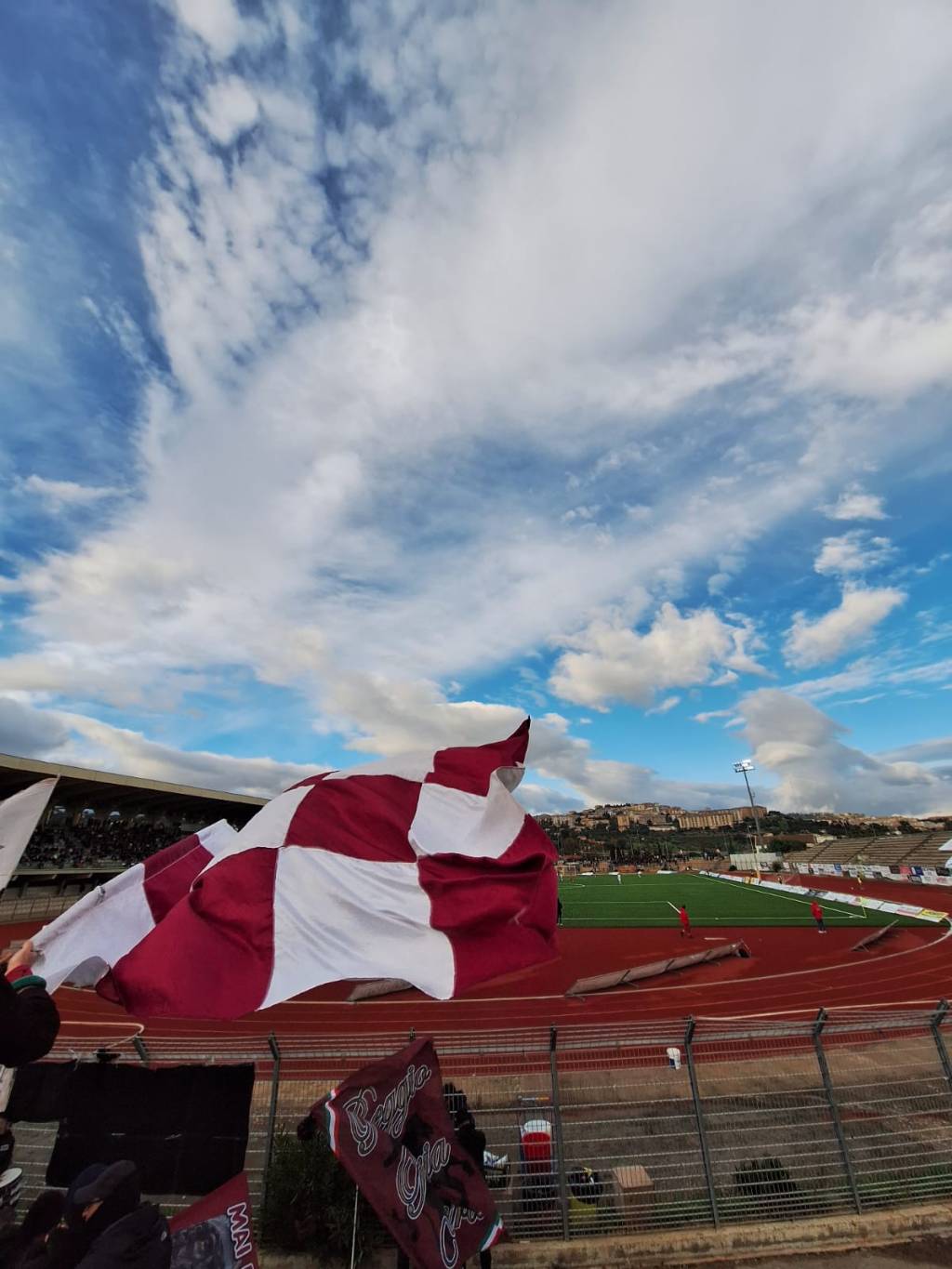 REGGINA A CALTANISSETTA SENZA&nbsp;CARATTERE