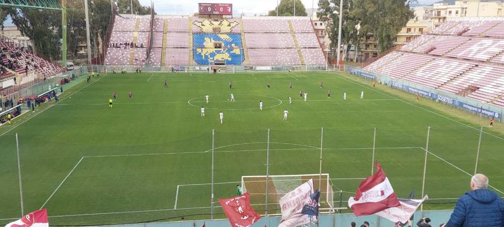 LA REGGINA VINCE CON SOFFERENZA. IL SIRACUSA PASSA A&nbsp;LICATA