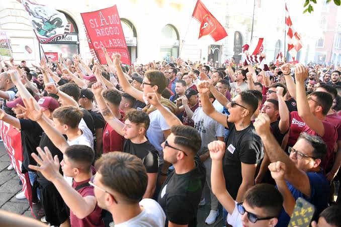 “Voce ai tifosi”: Reggina, un pareggio che fa riflettere i&nbsp;tifosi
