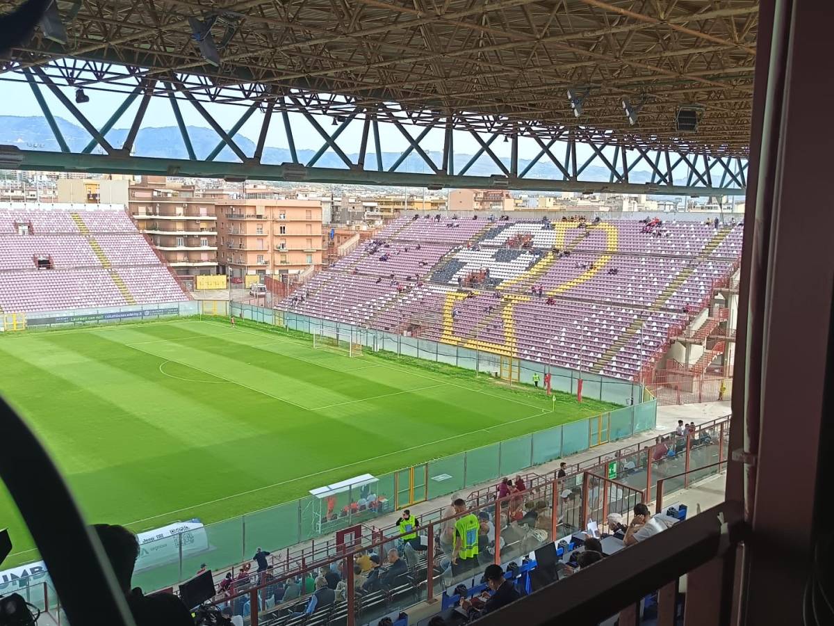 Reggina – AC Palermo: specchi di un fallimento in un Granillo&nbsp;spettrale